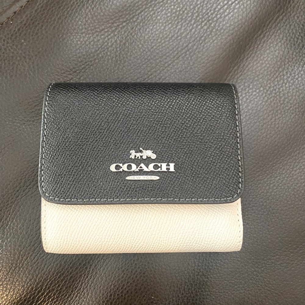 Black & white Coach wallet